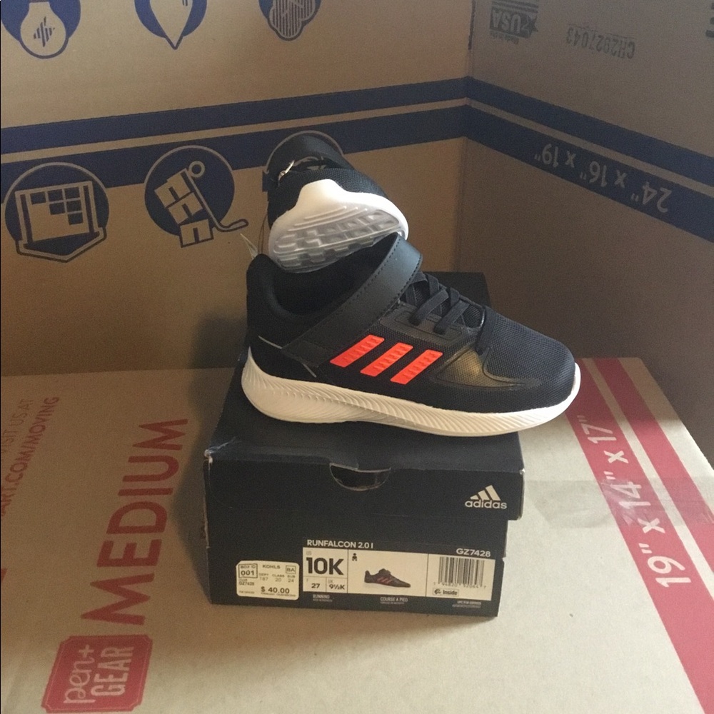 Nwt Tenis for kids